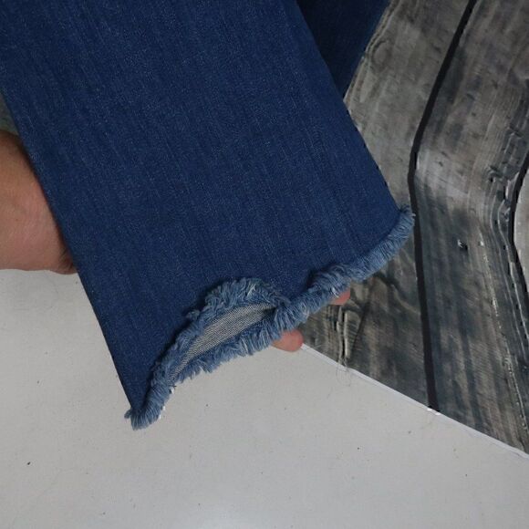 GUESS  ELLA BLUE DENIM FLARE LEG ADJUSTABLE STRAP TIE WAIST JUMPSUIT OVERALLS - Picture 12 of 16